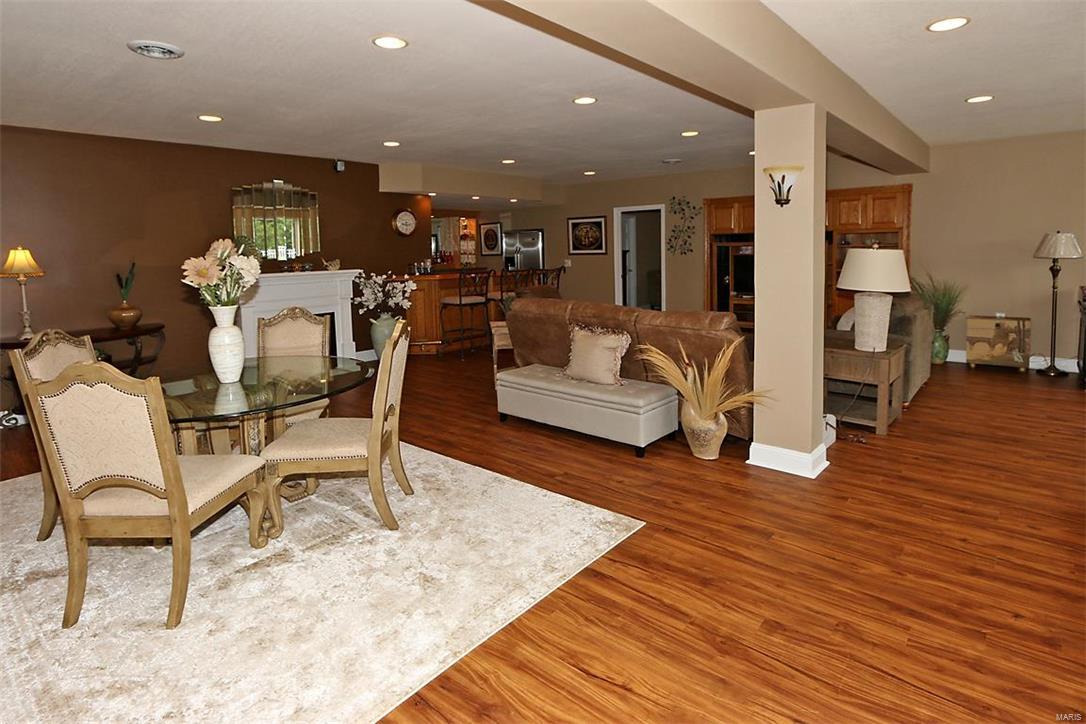 6058 Kerth Road St. Louis, MO 63128 - Photo 25 of 41