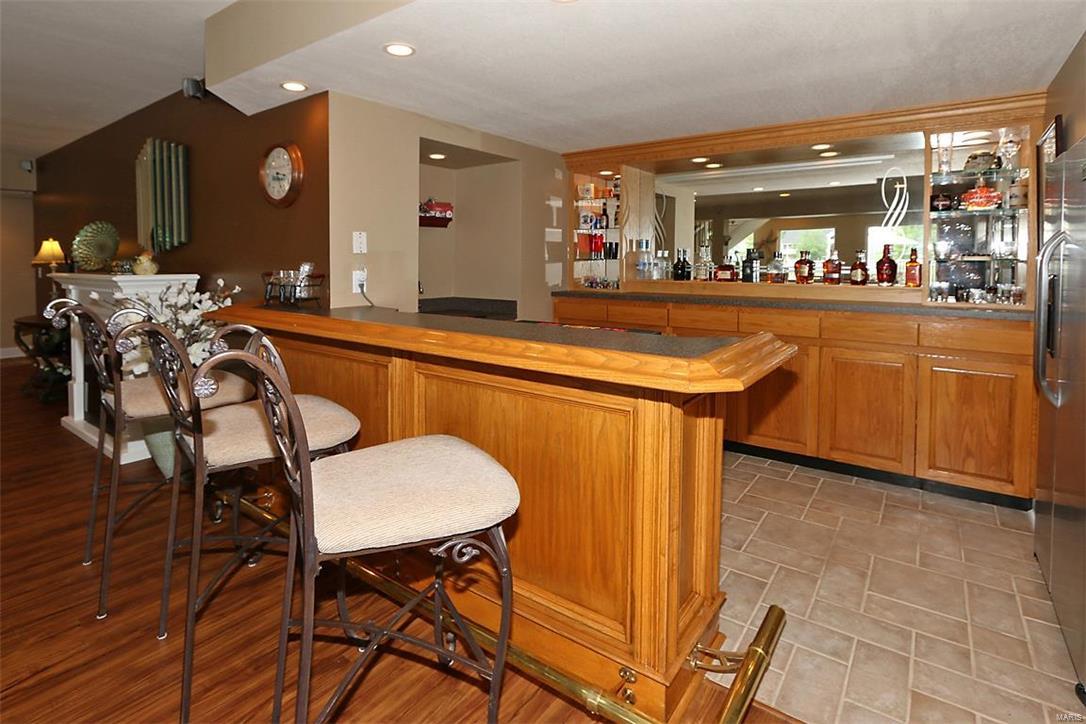 6058 Kerth Road St. Louis, MO 63128 - Photo 27 of 41