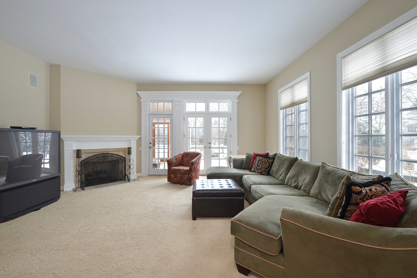 275 Firth Road Inverness, IL 60067 - Photo 7 of 30