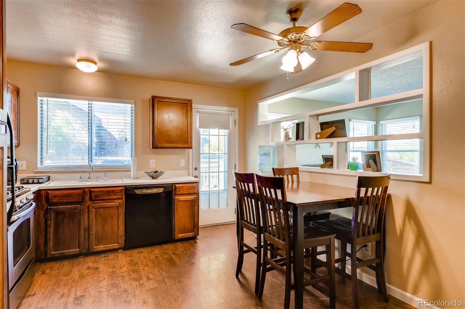 9611 Pendleton Drive Highlands Ranch, CO 80126 - Photo 11 of 28