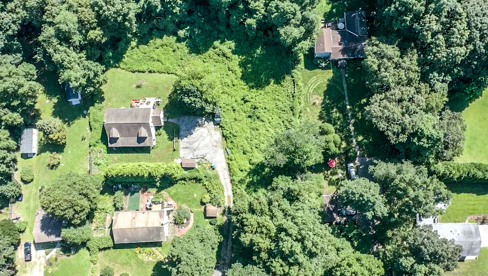 518 Noank Ledyard Road Groton, CT 06355 - Photo 2 of 5