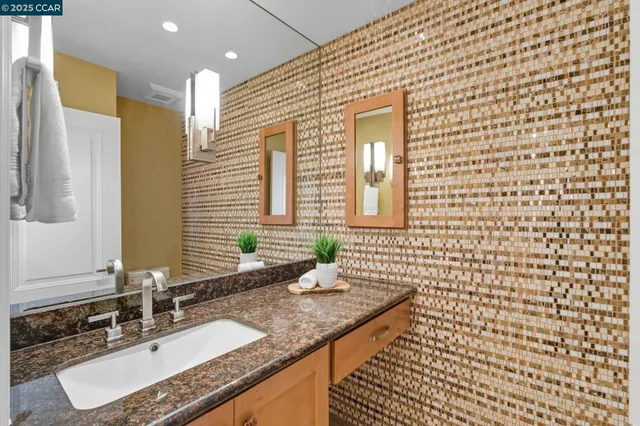 $899,000 | 1585 Moraga Way, Moraga, CA 94556