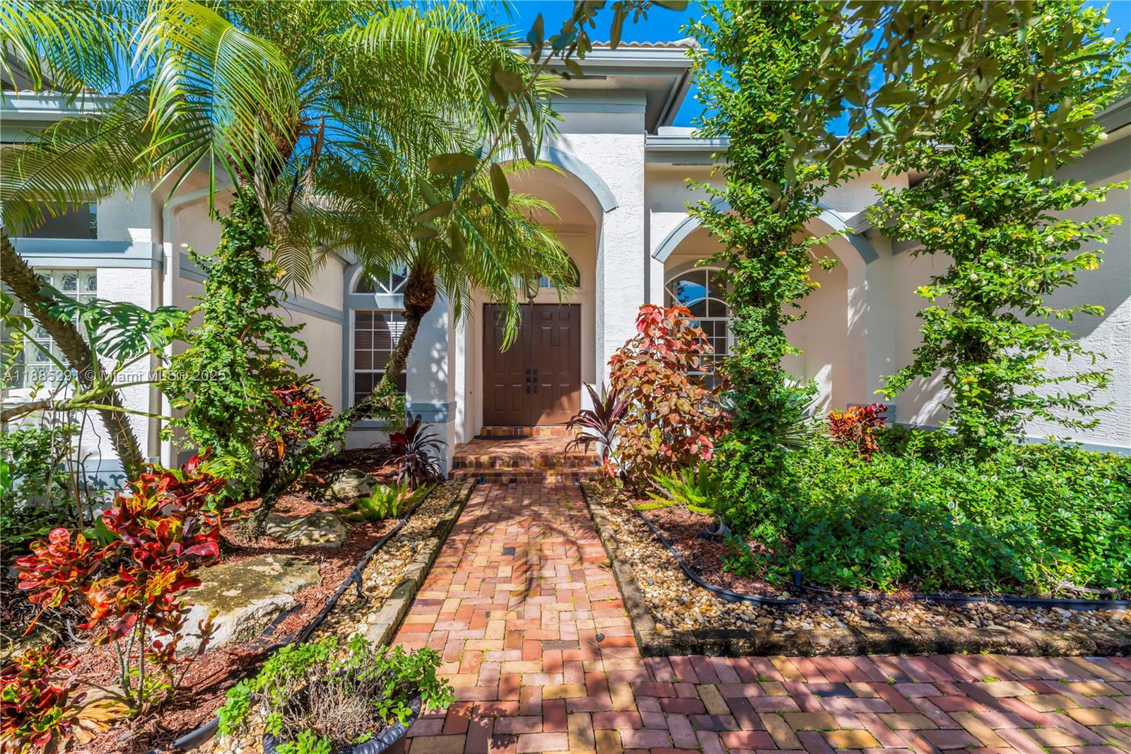 4166 Southwest 190th Avenue Miramar, FL 33029 - Photo 8 of 70