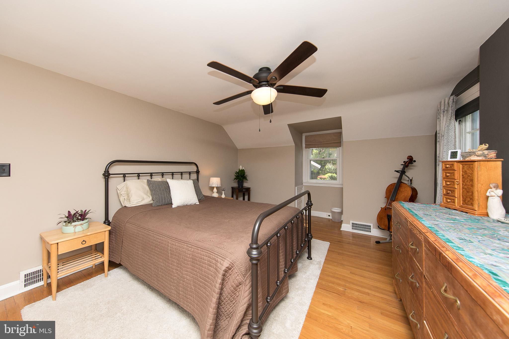 439 Montier Road Glenside, PA 19038 - Photo 7 of 18 Gallery Image 7