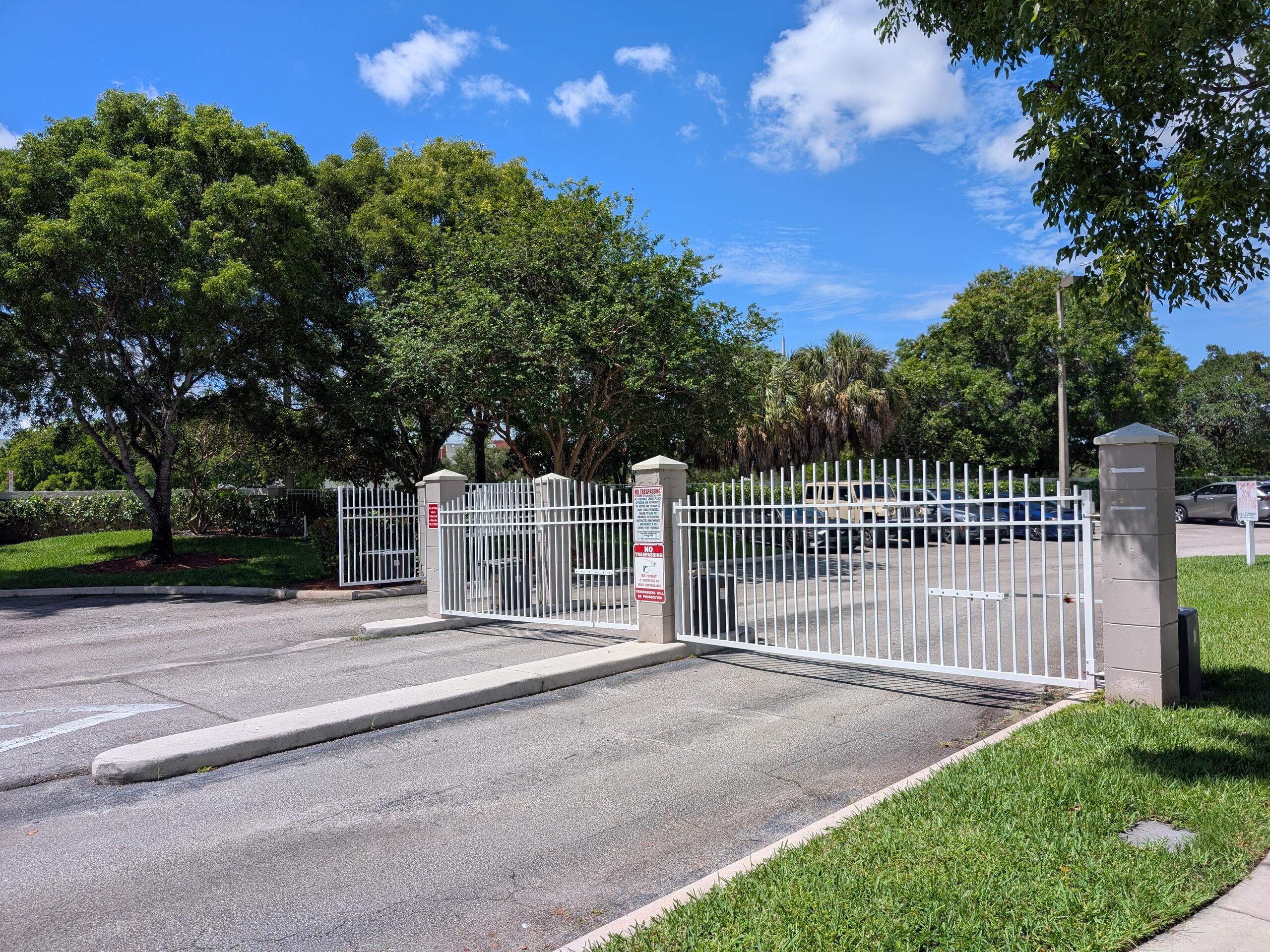 5001 Wiles Road, Unit 105 Coconut Creek, FL 33073 - Photo 15 of 32 1000013331
