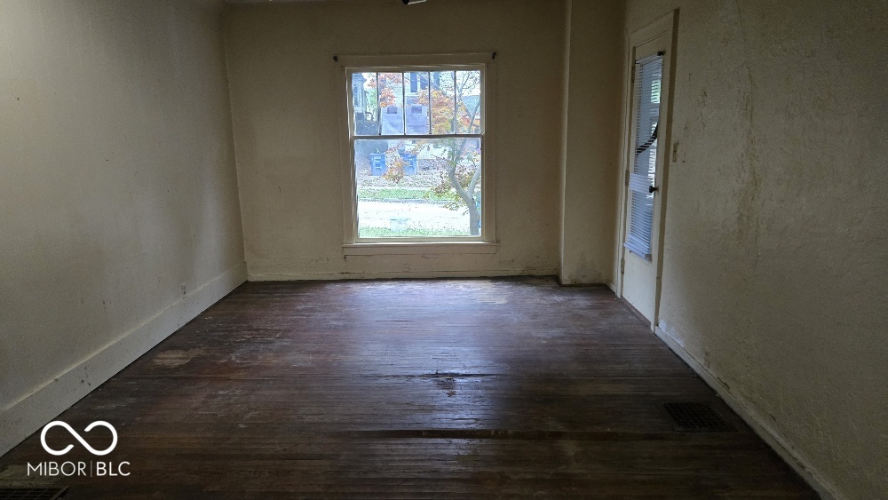 417 West Nelson Street Marion, IN 46952 - Photo 9 of 21