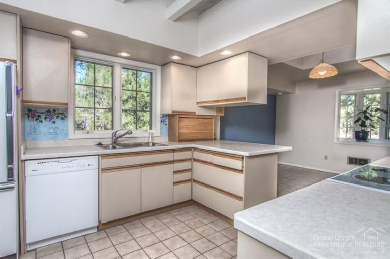 23 Kinglet Road Sunriver, OR 97707 - Photo 6 of 25 Additional Photo