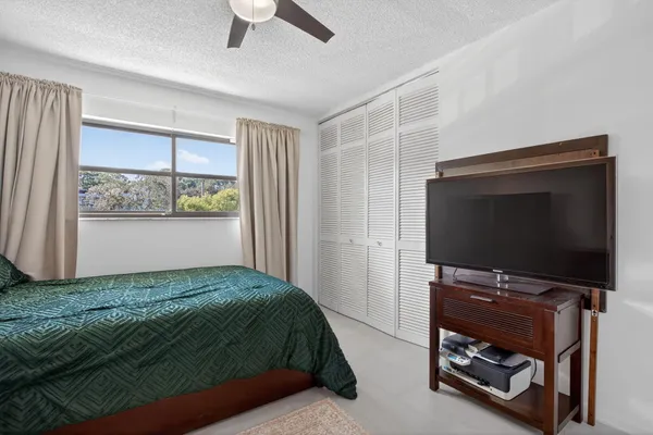 $220,000 | 7547 Northwest 79th Avenue, Unit 212, Tamarac, FL 33321