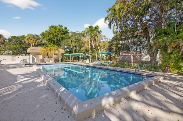 $220,000 | 7547 Northwest 79th Avenue, Unit 212, Tamarac, FL 33321