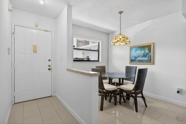 $220,000 | 7547 Northwest 79th Avenue, Unit 212, Tamarac, FL 33321