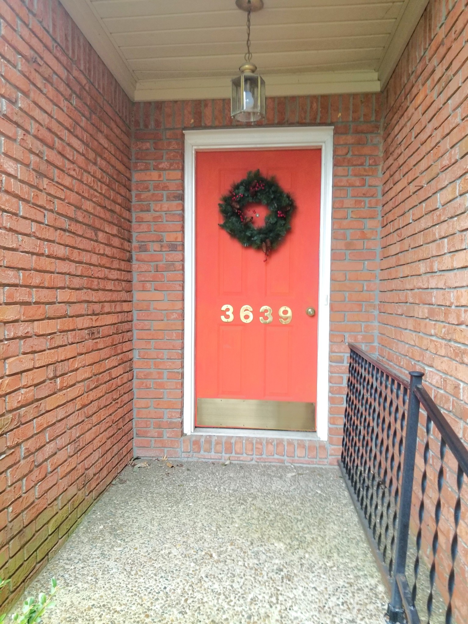 3639 Stone Valley Drive Hopkinsville, KY 42240 - Photo 17 of 17 a view of a door and an entrance door