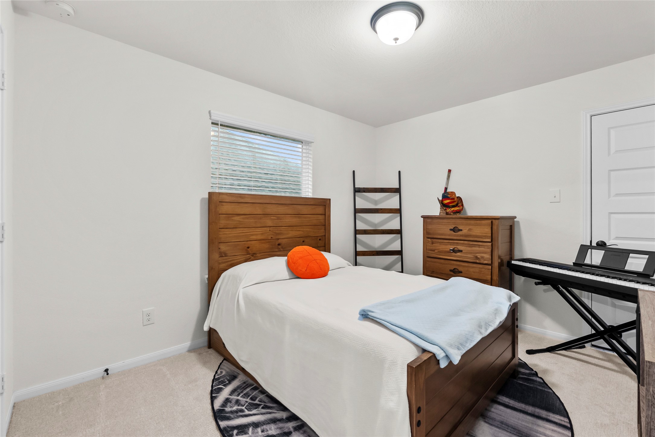 2727 Bisbee Road League City, TX 77573 - Photo 35 of 47 Bedroom 3