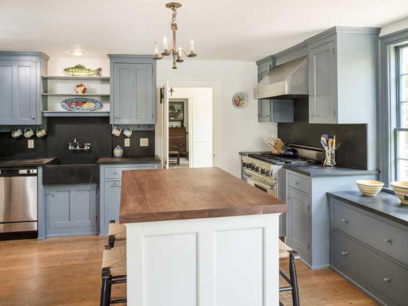 608 River Road Newcastle, ME 04553 - Photo 6 of 26 Kitchen.