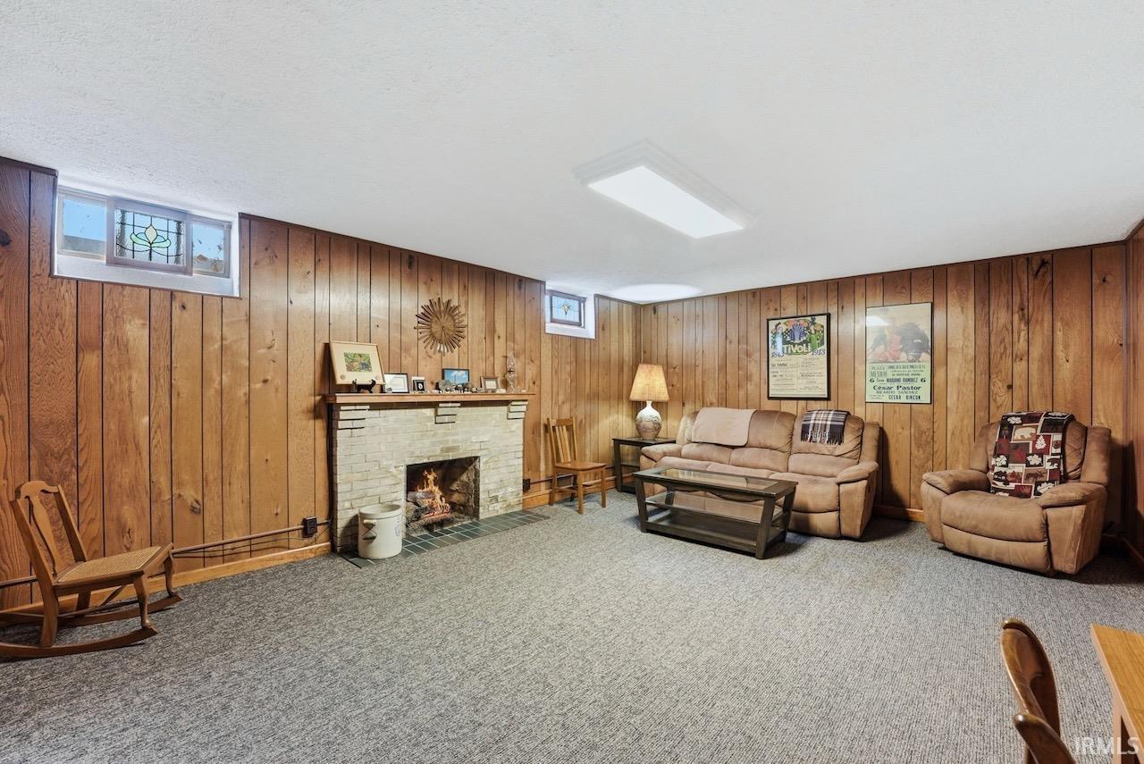 2245 West Warwick Road Muncie, IN 47304 - Photo 33 of 36