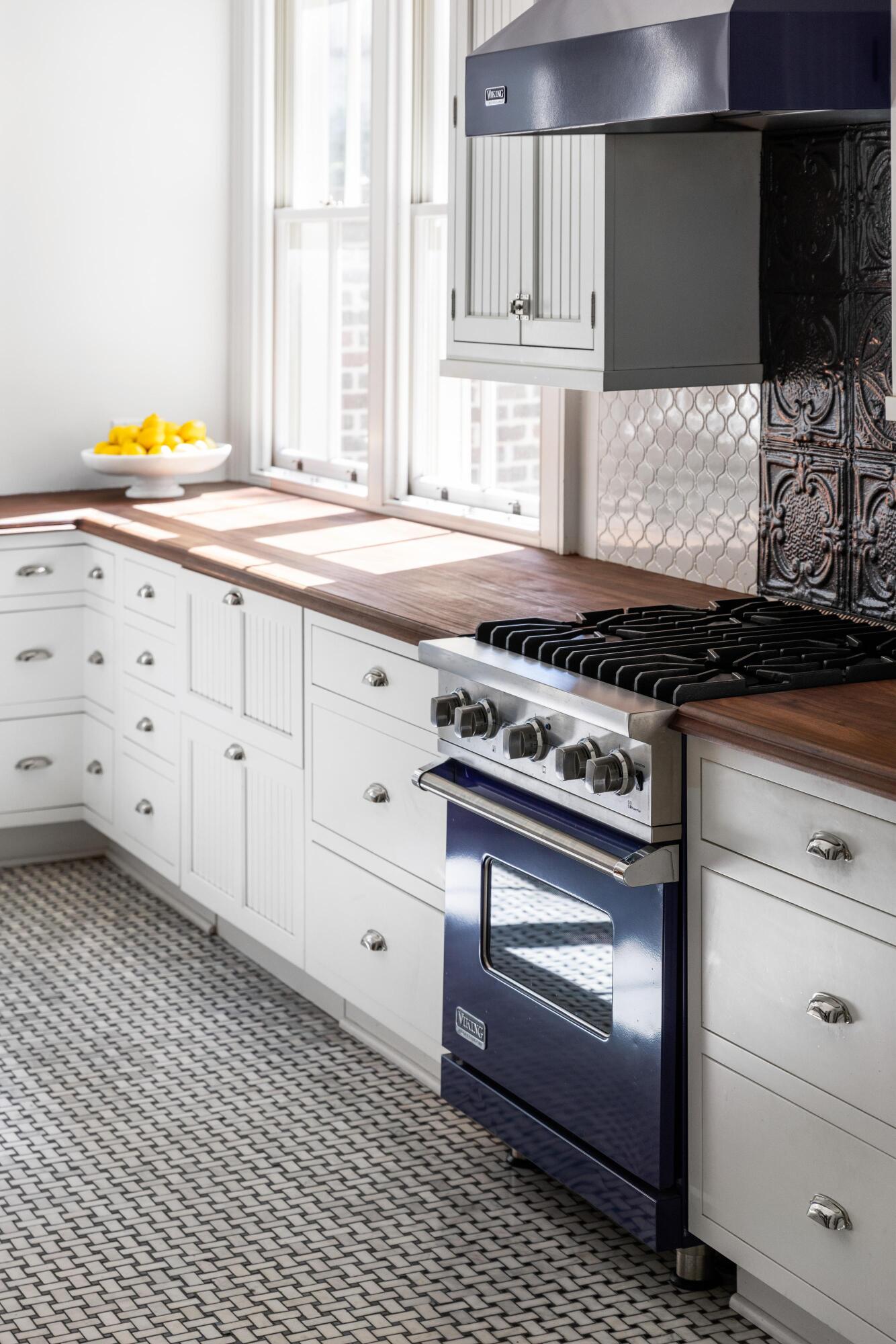 73 Rutledge Avenue Charleston, SC 29401 - Photo 36 of 91 43