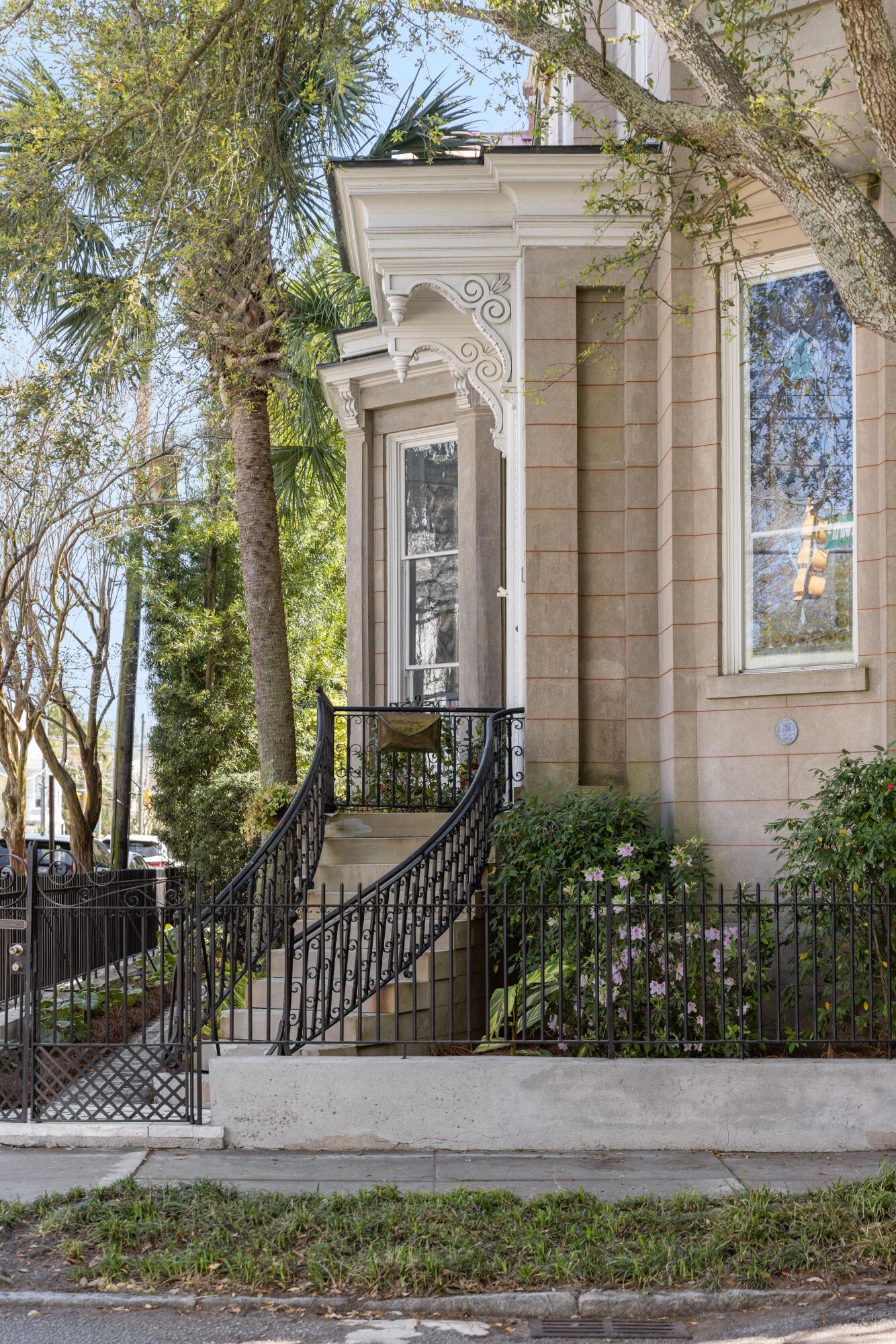 73 Rutledge Avenue Charleston, SC 29401 - Photo 5 of 91 12