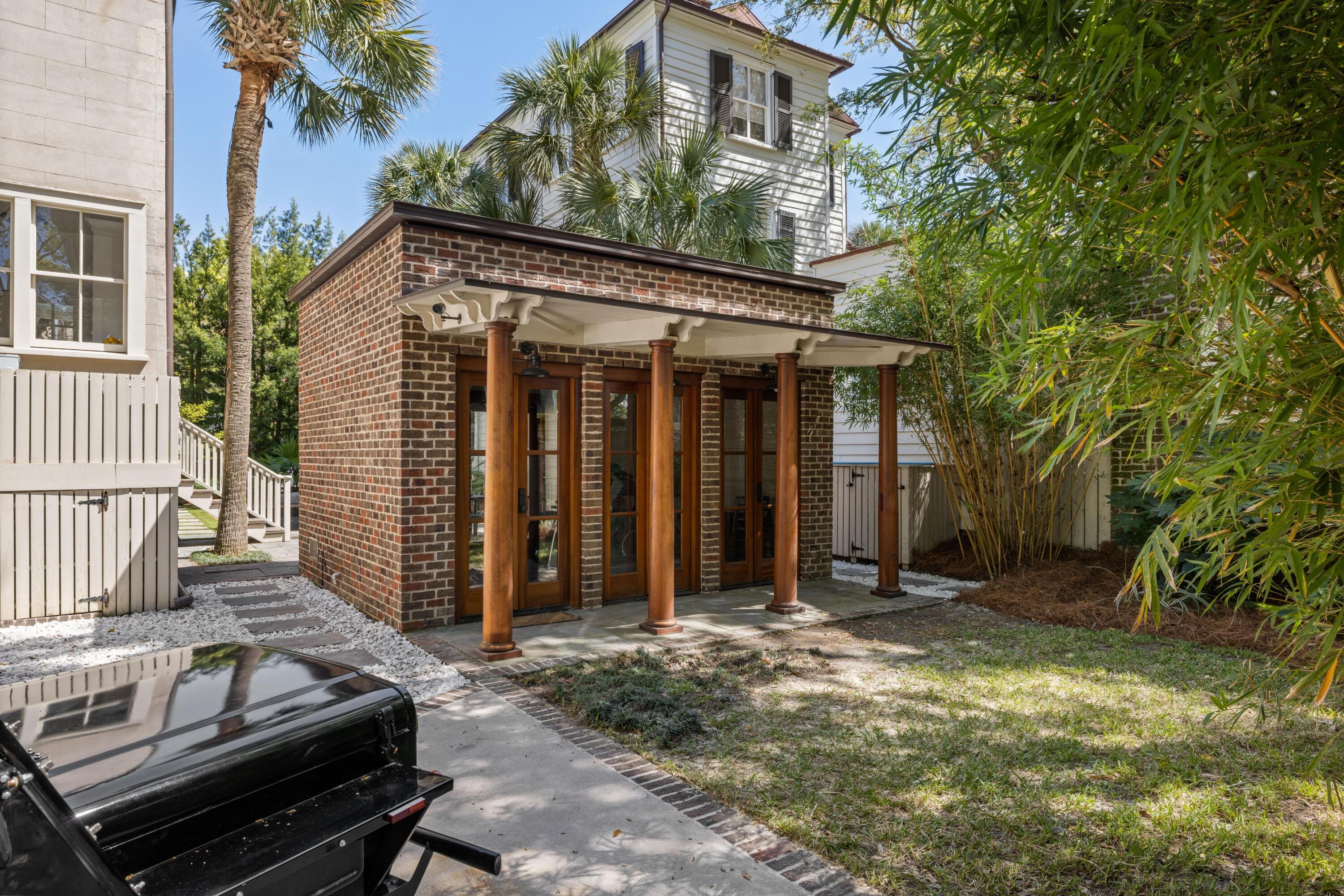 73 Rutledge Avenue Charleston, SC 29401 - Photo 79 of 91 98