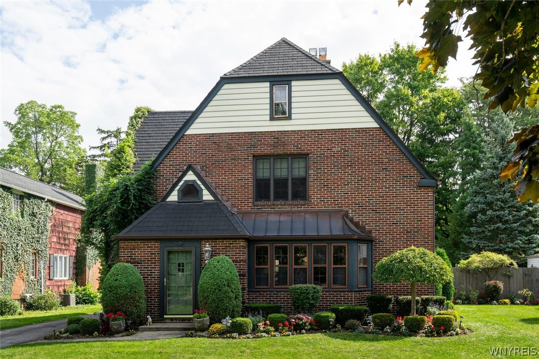 198 Ruskin Road Amherst, NY 14226 - Photo 1 of 1 Gallery Image 1