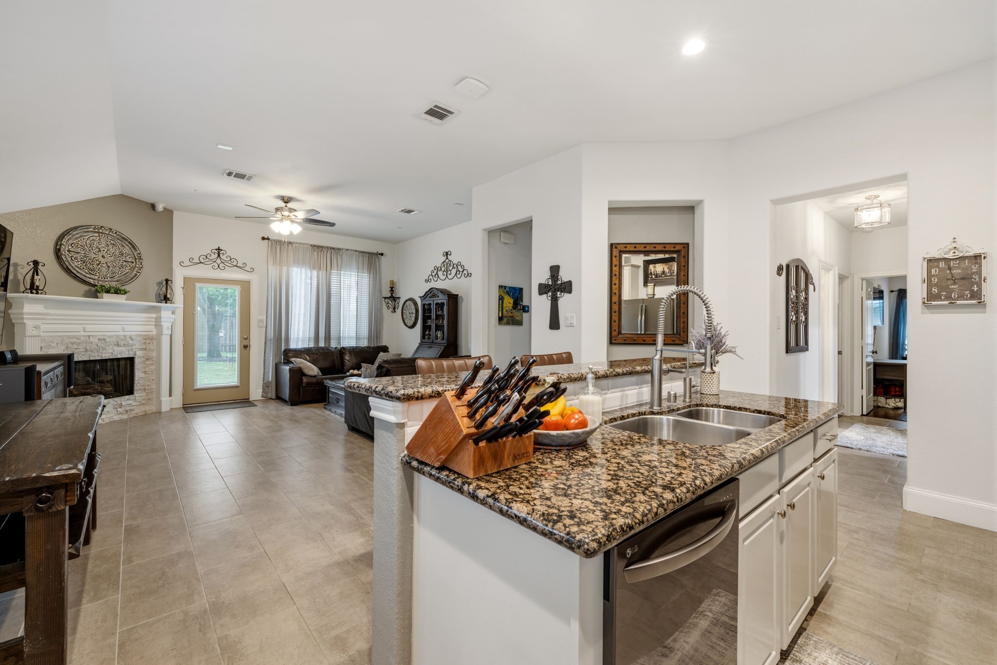 511 Oak Ridge Grove Circle Spring, TX 77386 - Photo 17 of 40