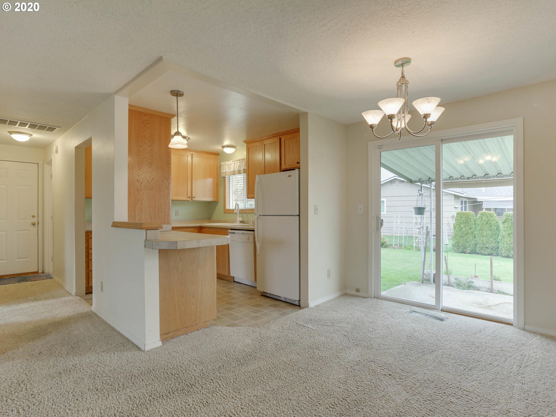 1890 Thompson Road Woodburn, OR 97071 - Photo 8 of 23 Gallery Image 8
