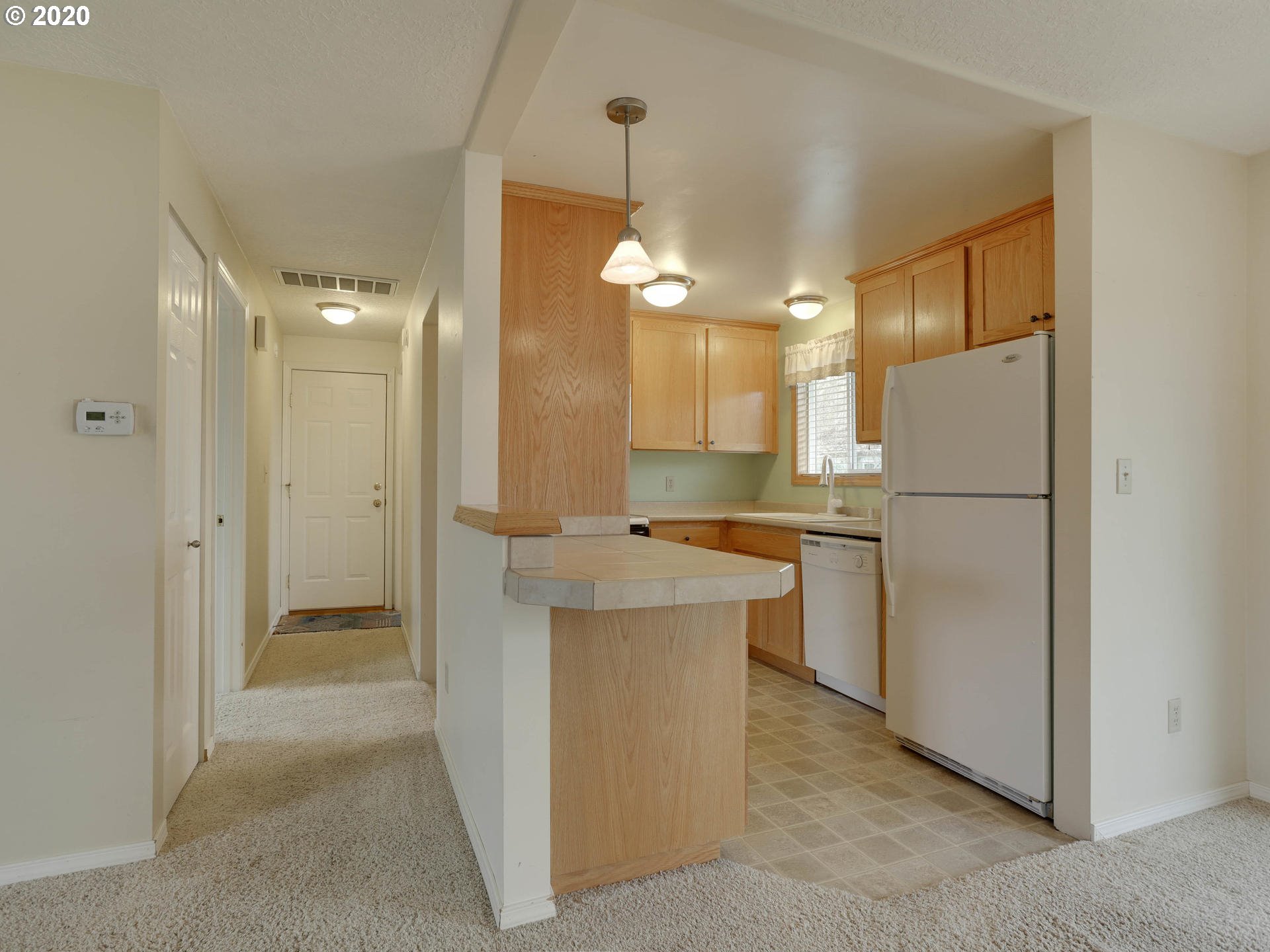 1890 Thompson Road Woodburn, OR 97071 - Photo 10 of 23 Gallery Image 10