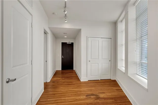 $2,195 | 833 Howard Avenue, Unit 402, New Orleans, LA 70113