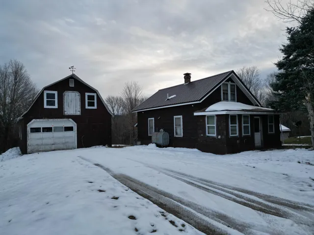 $129,000 | 2289 Main Road, Carroll Plt, ME 04487
