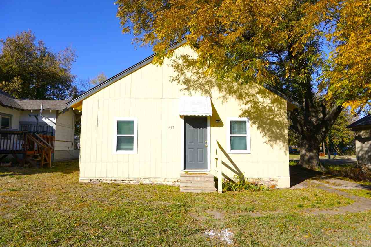 617 Holly Street Perry, OK 73077 - Photo 1 of 17 Gallery Image 1