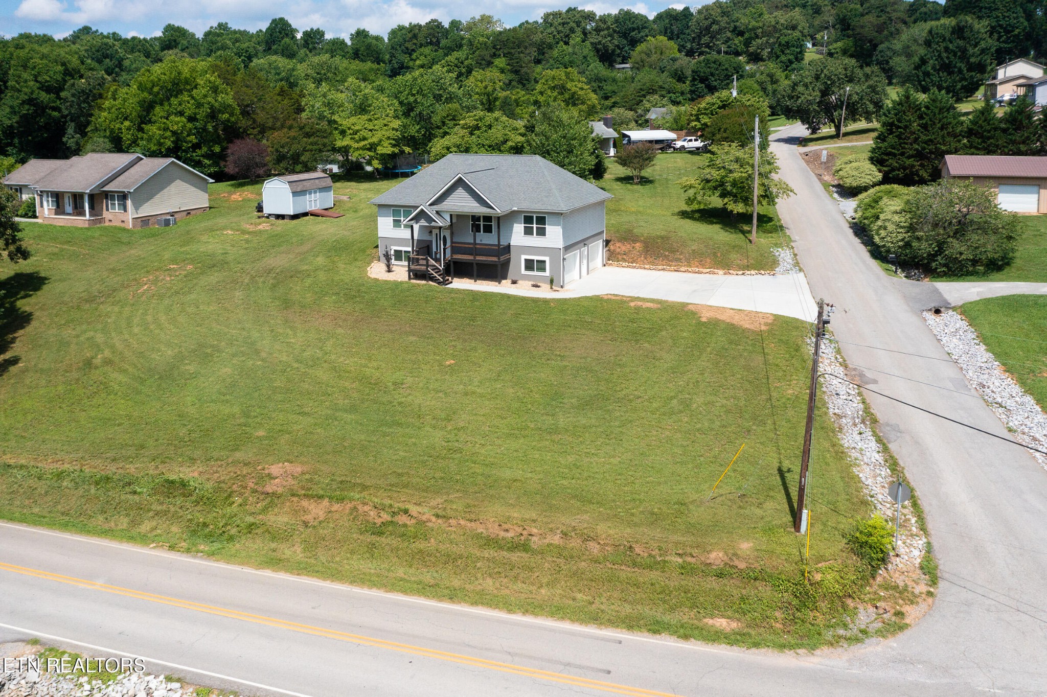 7090 Loudon Ridge Road Lenoir City, TN 37771 - Photo 27 of 28 Gallery Image 27