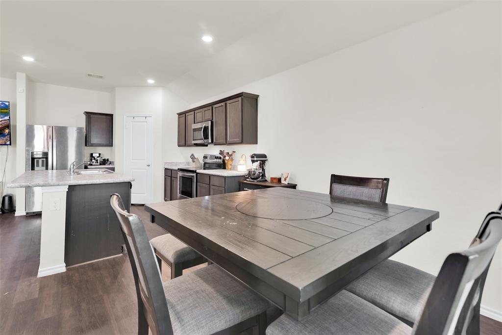 400 Evers Way Denton, TX 76207 - Photo 12 of 21