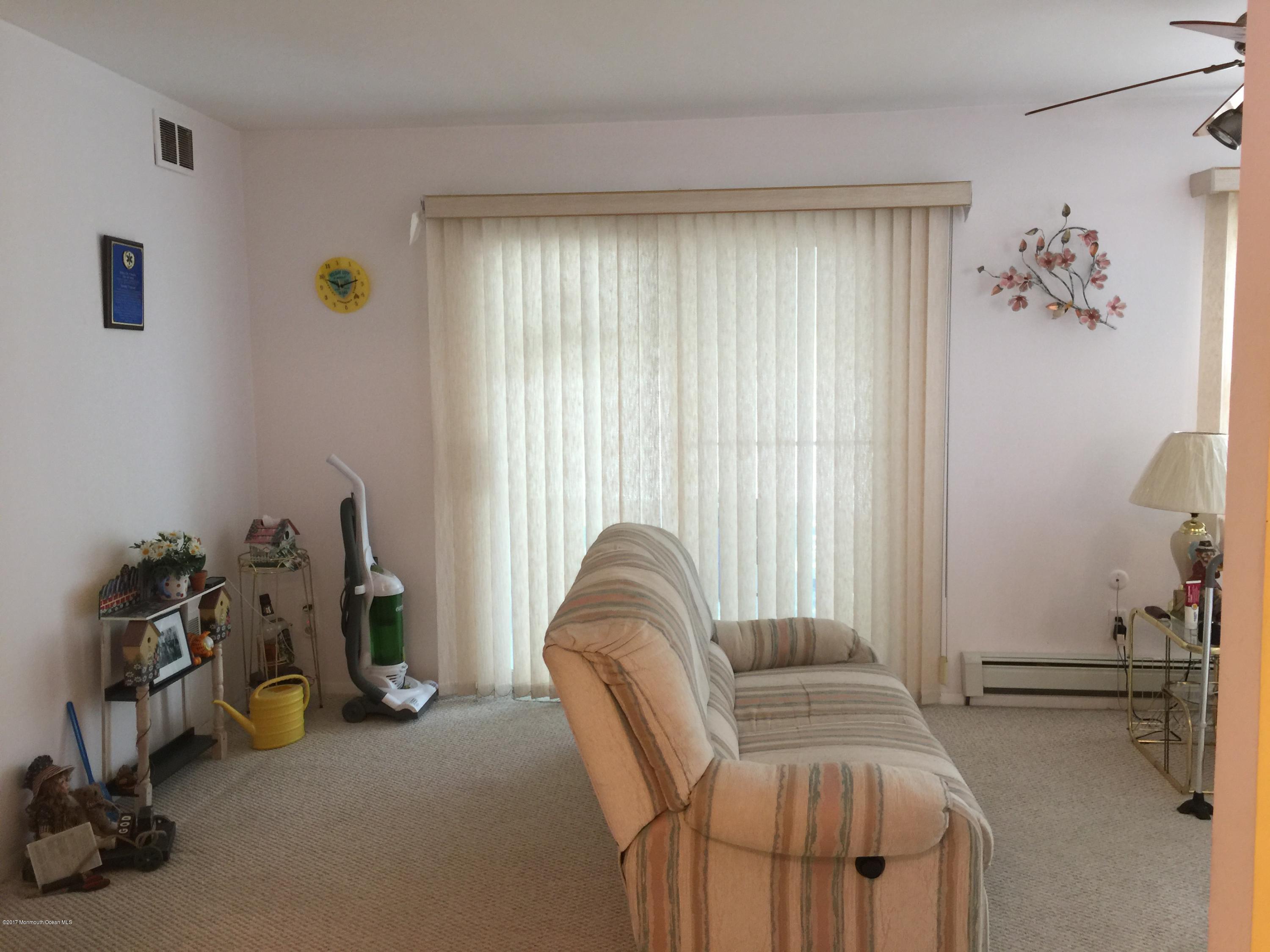 10 Coventry Road Toms River, NJ 08757 - Photo 13 of 26 IMG_2322