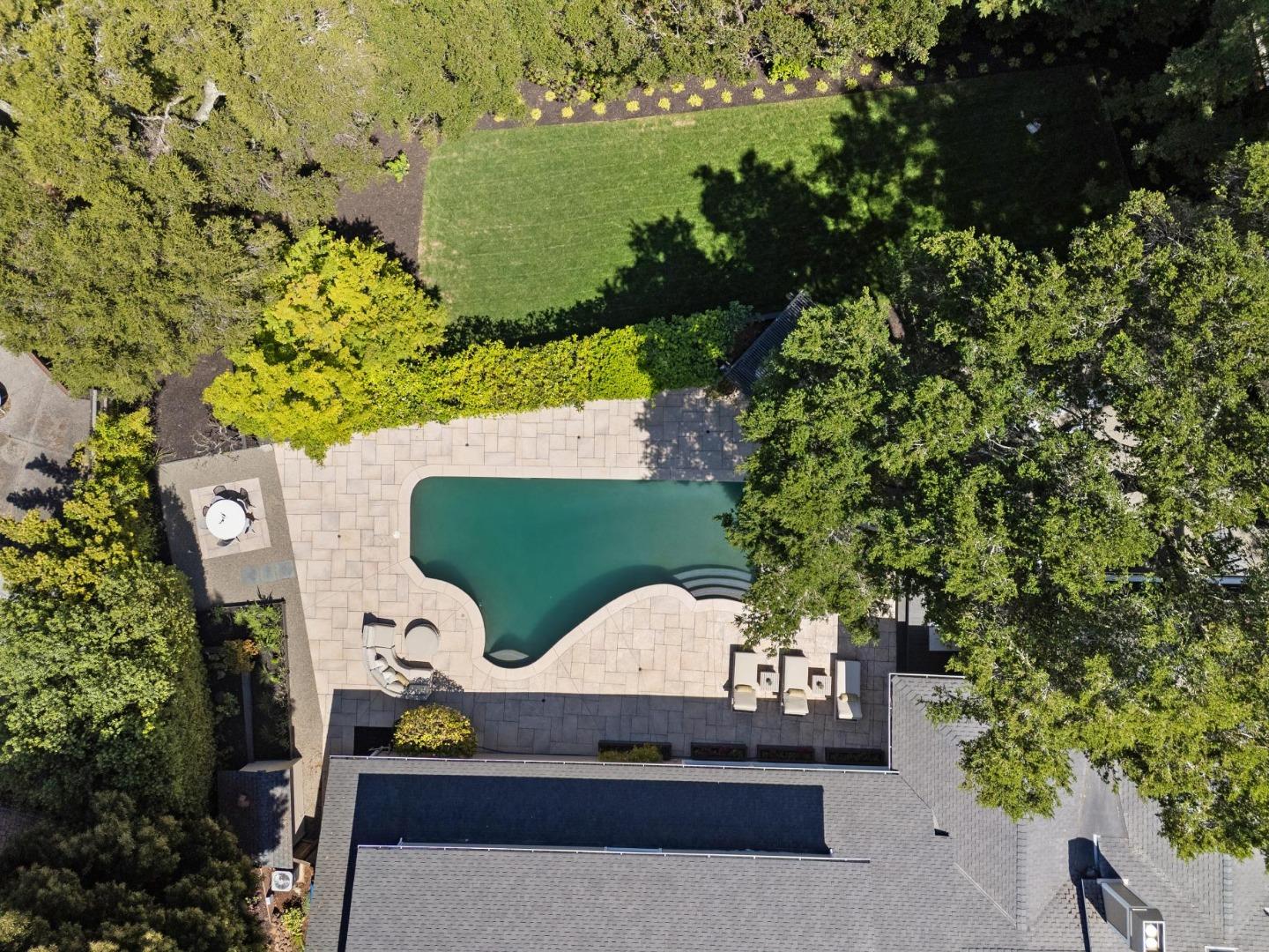 520 Darrell Road Hillsborough, CA 94010 - Photo 72 of 104