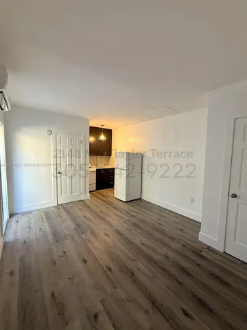 $1,300 | 2148 Northwest Flagler Terrace, Unit 9, Miami, FL 33125