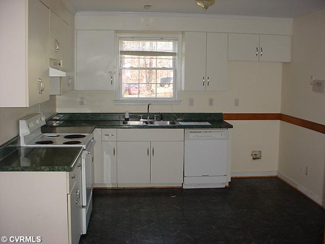 2909 Newville Road Disputanta, VA 23842 - Photo 7 of 10 Gallery Image 7