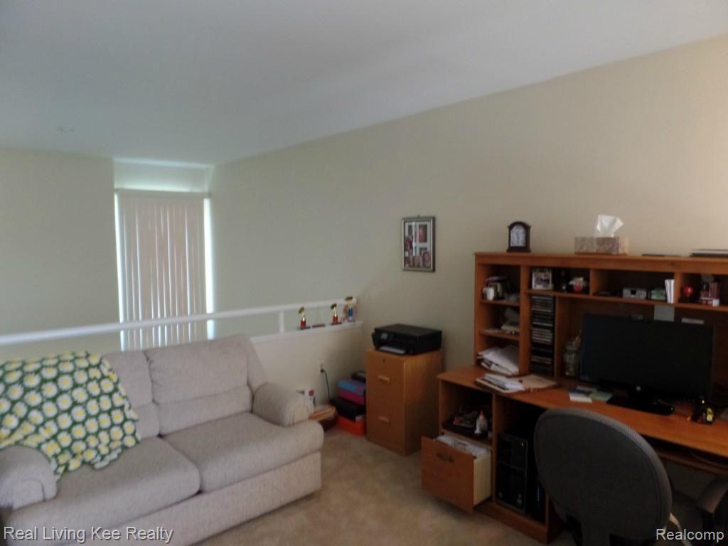 715 Eton Court, Unit 164 Rochester, MI 48307 - Photo 31 of 48 SAM_0662.jpg