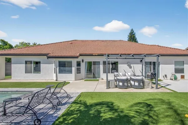 $599,000 | 1555 Taylor Street, Madera, CA 93638