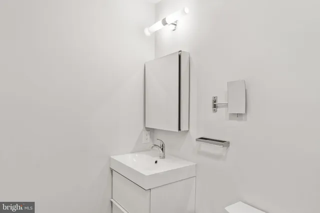 $325,000 | 1207 North Etting Street, Philadelphia, PA 19121