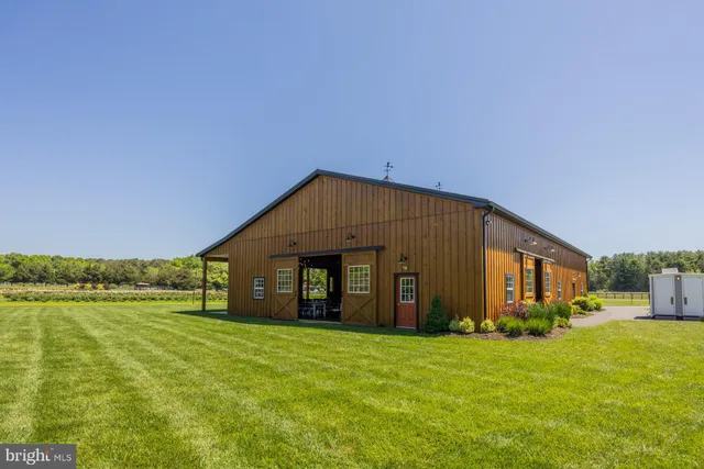 $1,999,000 | 550 Hands Mill Road, Woodbine, NJ 08270