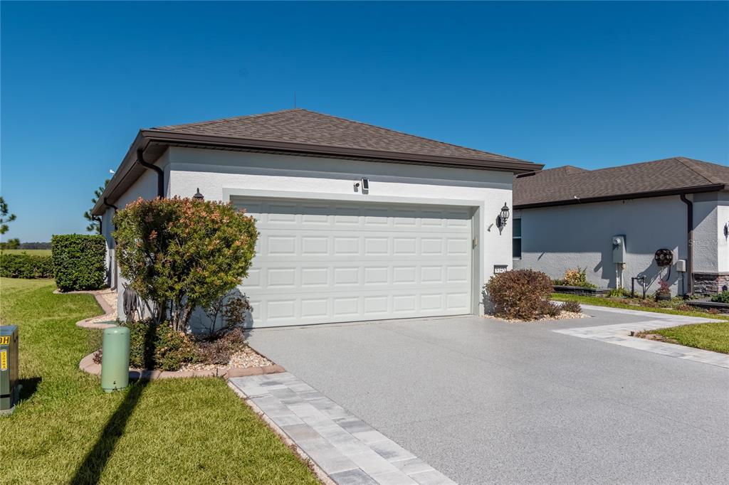 9345 Southwest 52nd Loop Ocala, FL 34481 - Photo 4 of 31