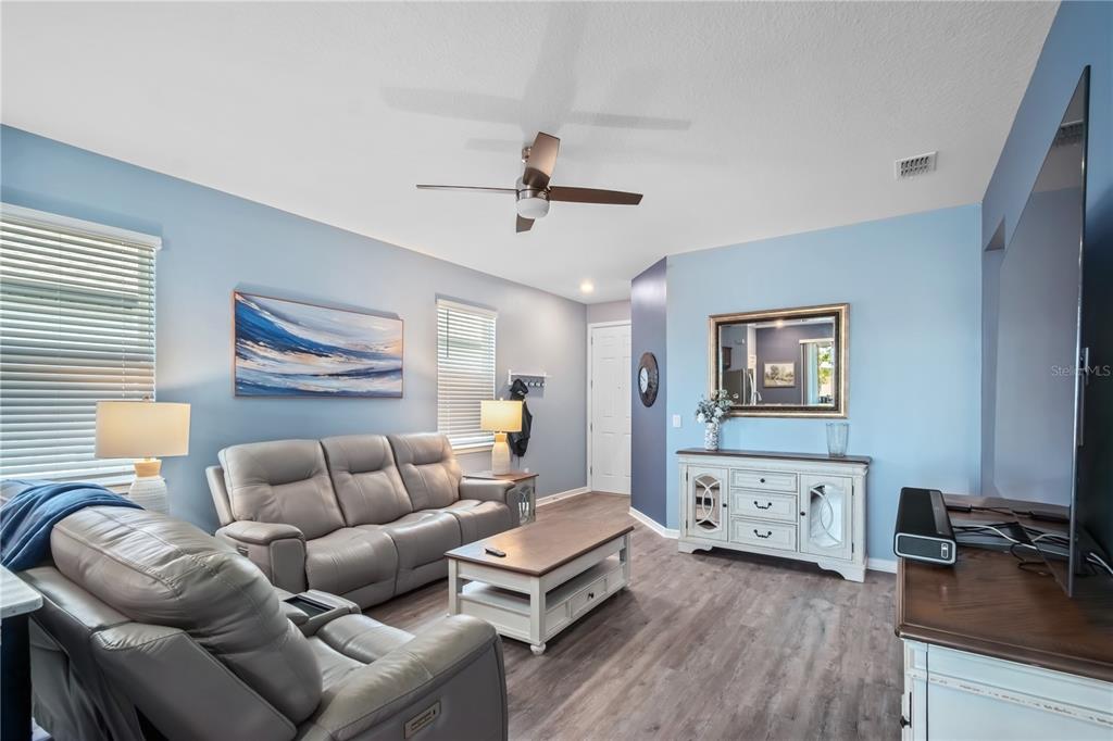 9345 Southwest 52nd Loop Ocala, FL 34481 - Photo 6 of 31