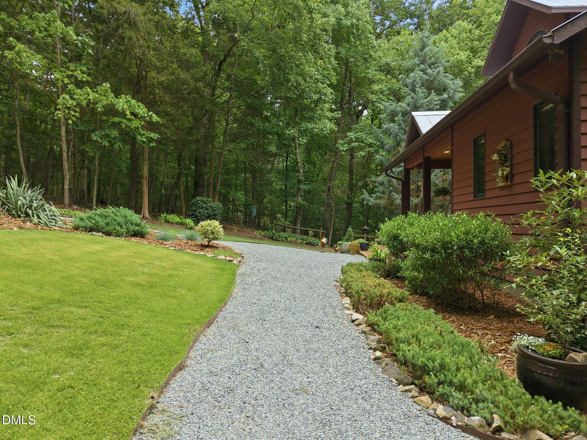 1056 Beaver Dam Road Chapel Hill, NC 27517 - Photo 9 of 63 21-web-or-mls-DJI_20260624144933_0929_D
