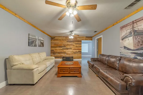 $475,000 | 1307 Hillcrest Drive, Granite Shoals, TX 78654