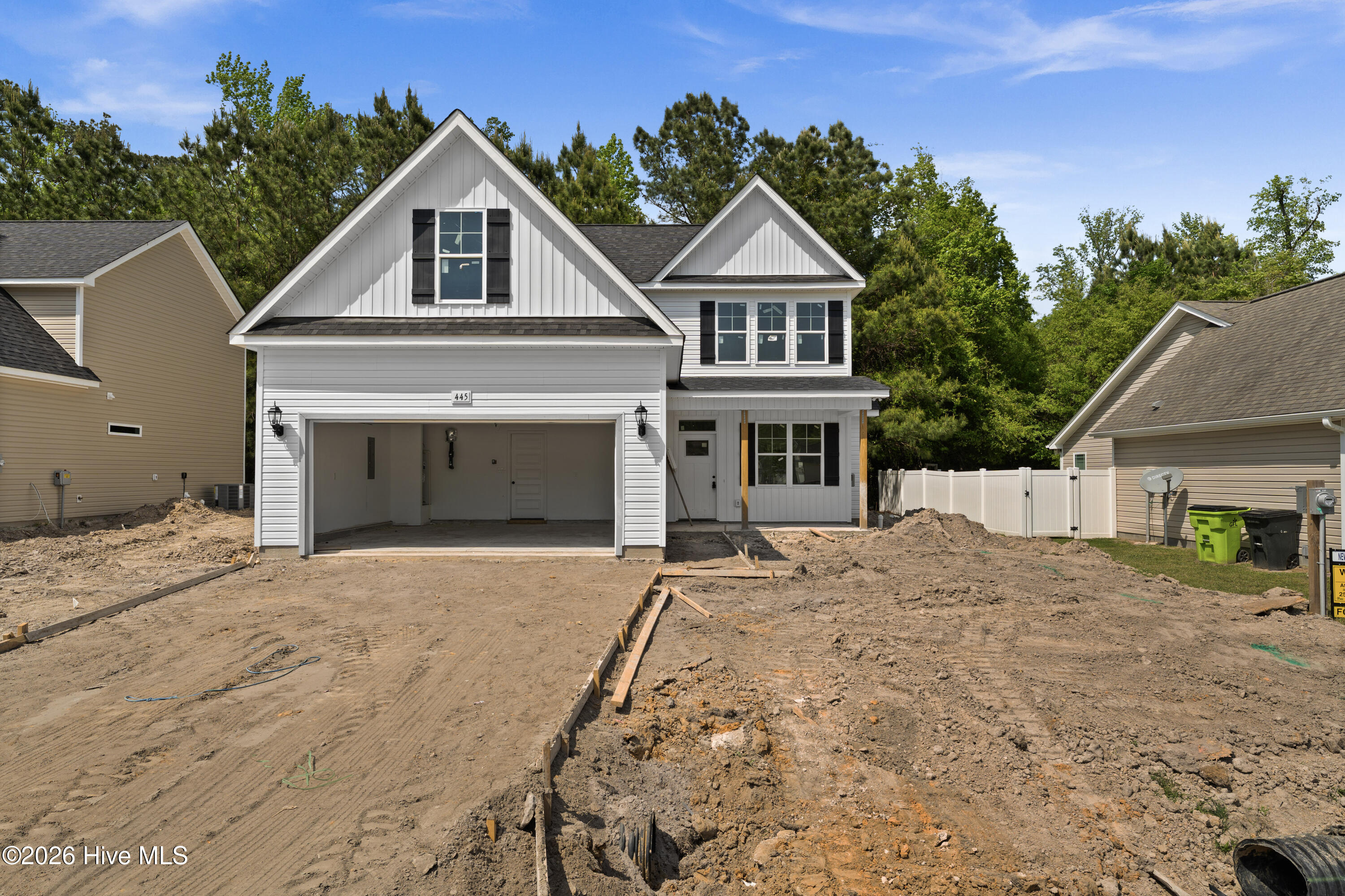 445 Peregrine Ridge Drive New Bern, NC 28560 - Photo 1 of 39 1-DSC05803