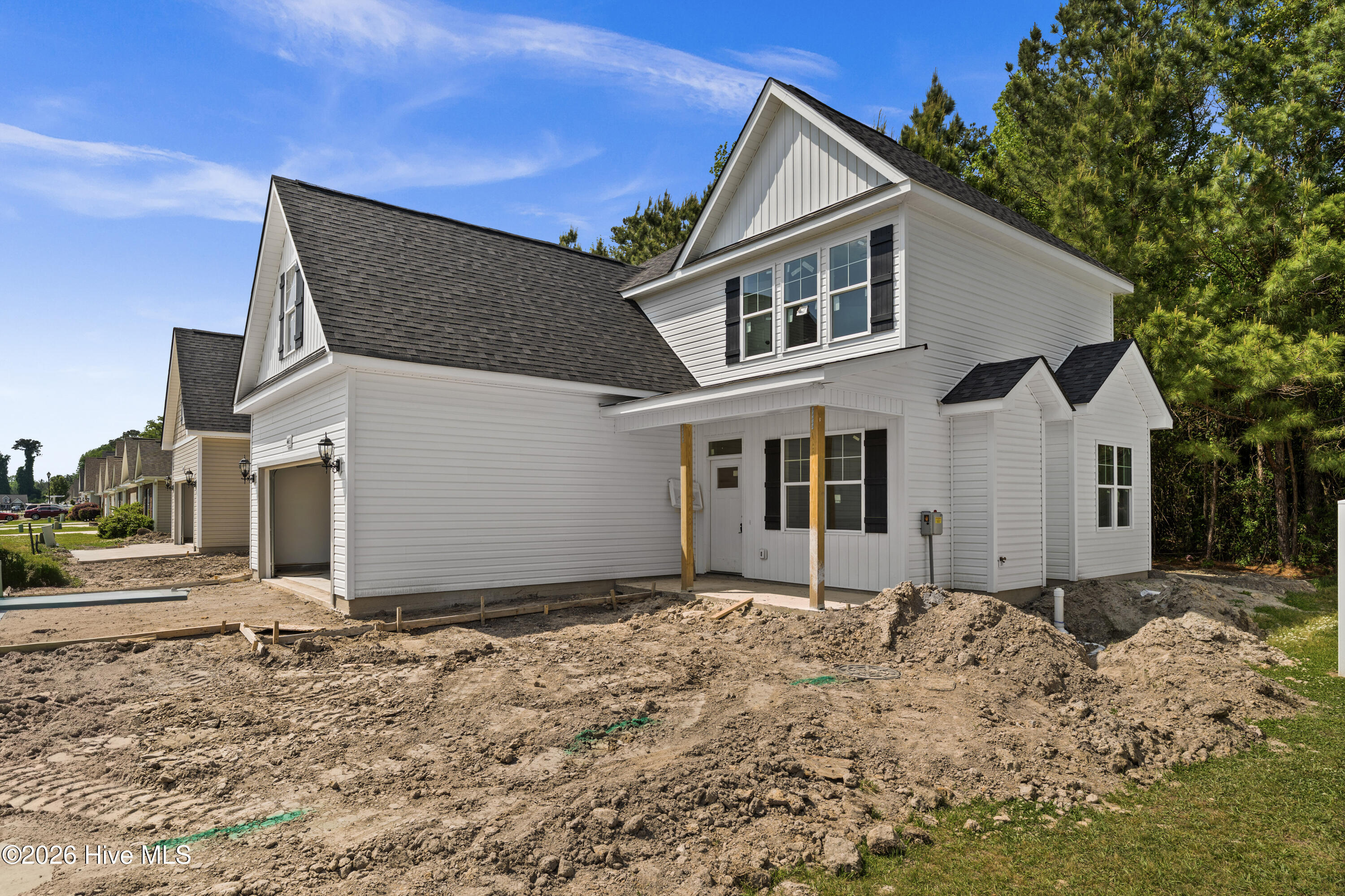 445 Peregrine Ridge Drive New Bern, NC 28560 - Photo 2 of 39 2-DSC05806