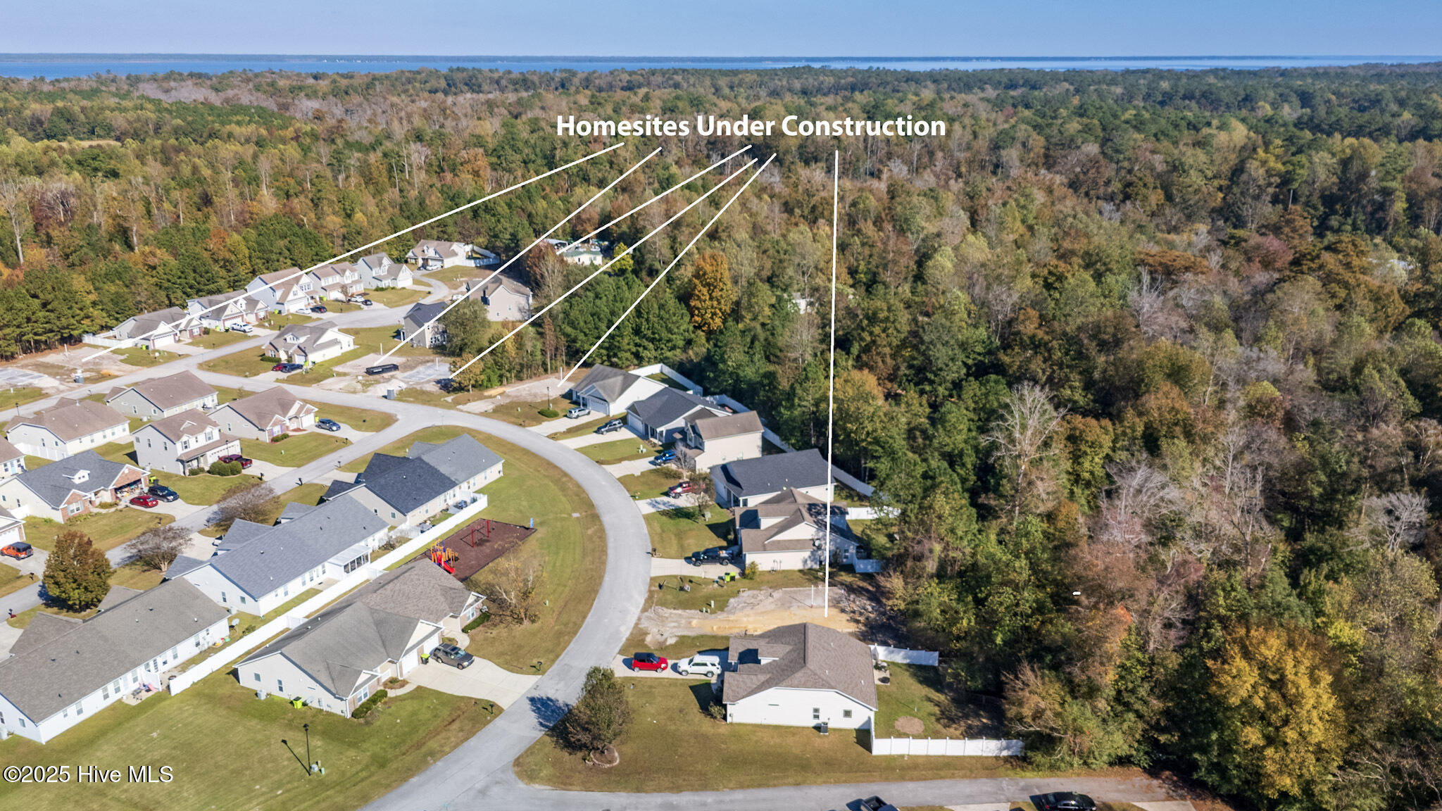 445 Peregrine Ridge Drive New Bern, NC 28560 - Photo 21 of 39 DJI_20251101141055_0015_D-HDR-Edit