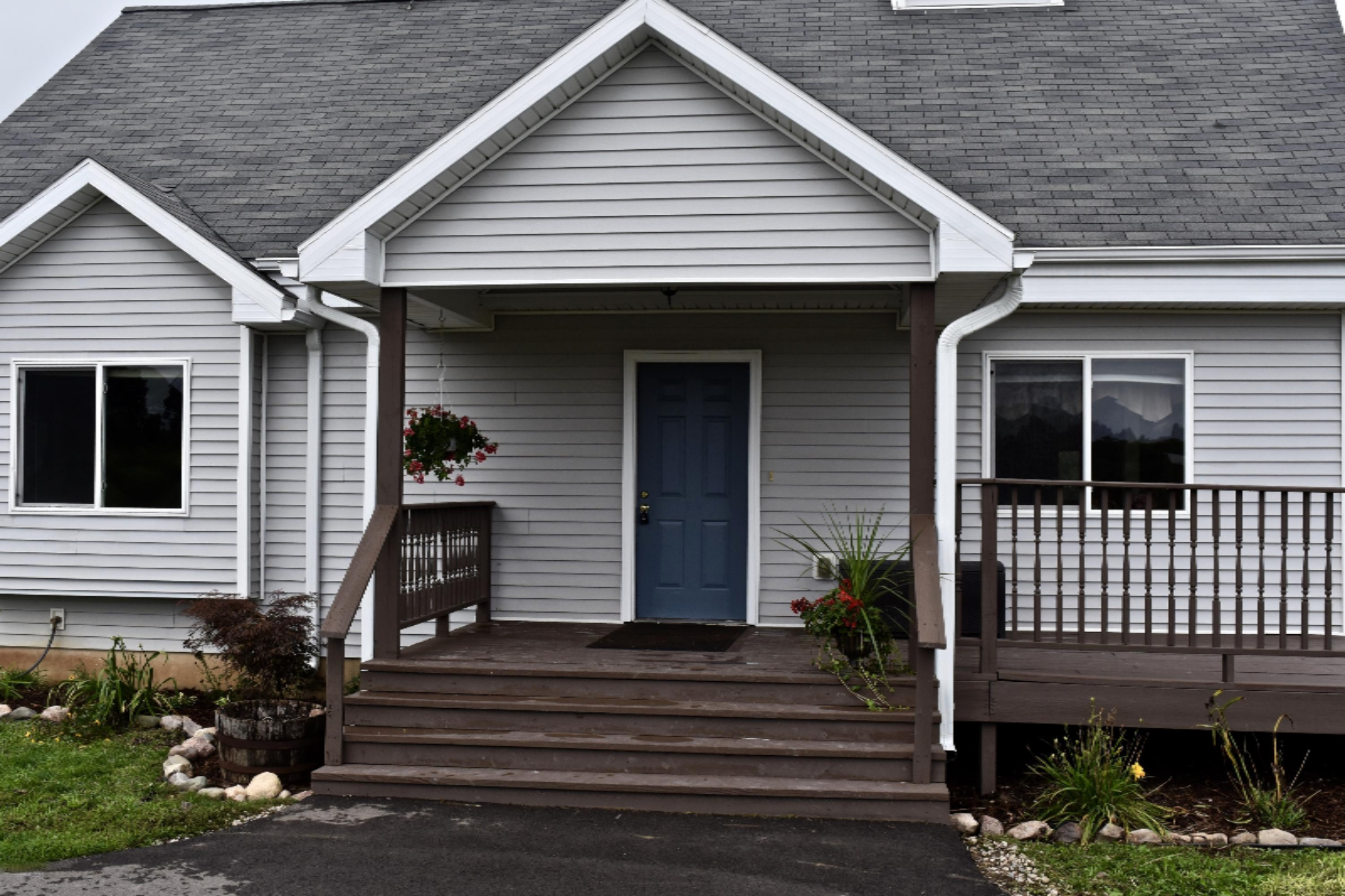 6366 Stedman Road Fenwick, MI 48834 - Photo 8 of 41 DSC_1144