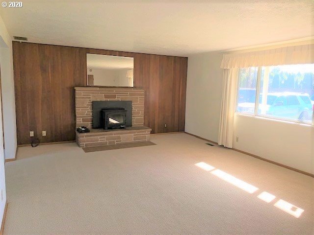 4044 Jasper Road Springfield, OR 97478 - Photo 4 of 15