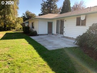 4044 Jasper Road Springfield, OR 97478 - Photo 10 of 15