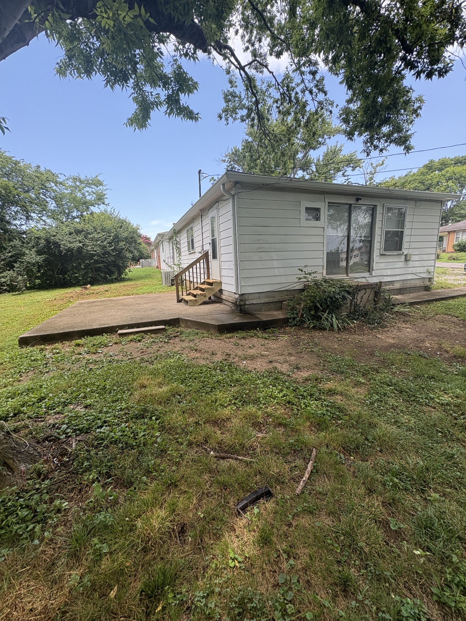 425 Hall Street Gallatin, TN 37066 - Photo 2 of 8 Gallery Image 2