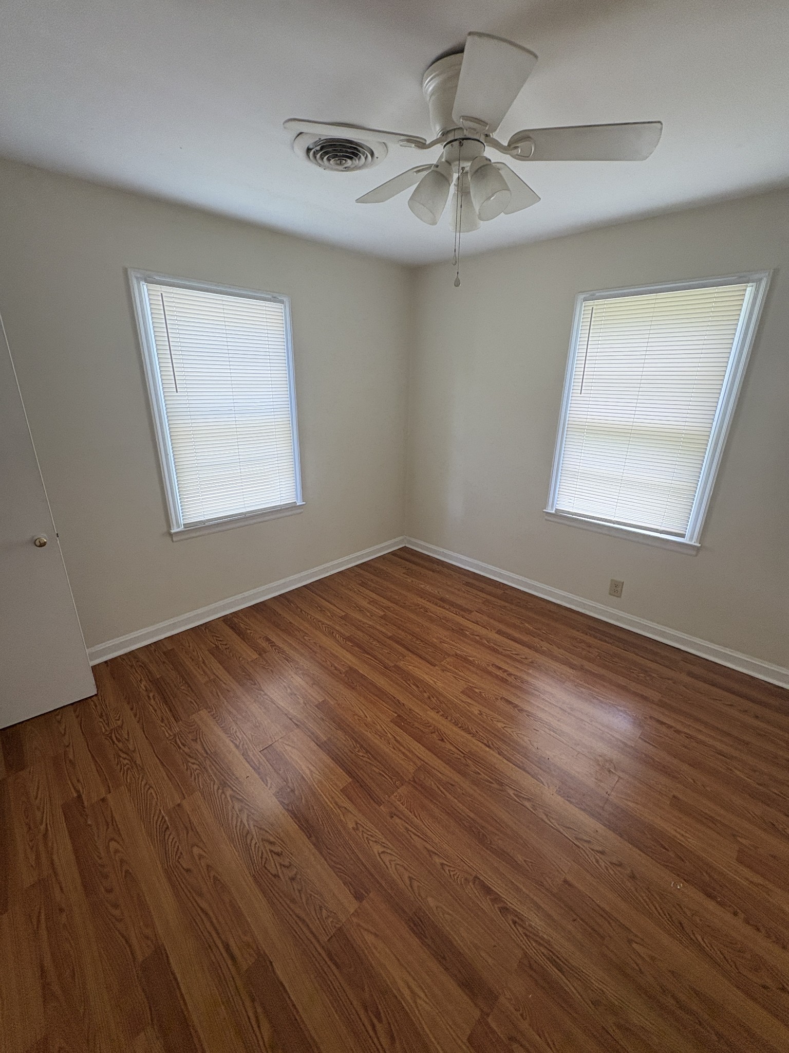 425 Hall Street Gallatin, TN 37066 - Photo 5 of 8 Gallery Image 5